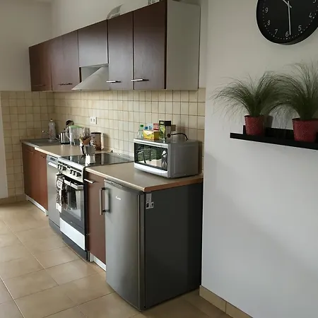 Apartment Two&two Airport *