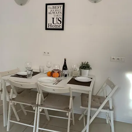 Two&two Airport Apartment *